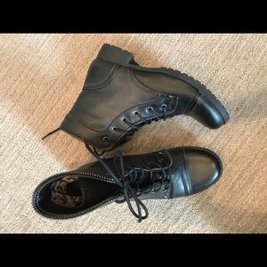 Guess zip combat fashion boots
